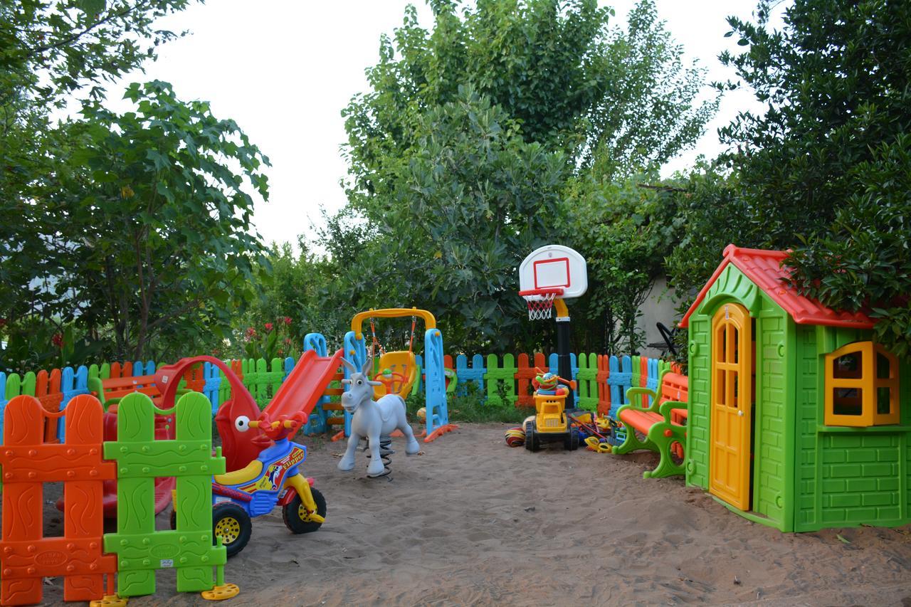 Caretta Caretta 3* Чирали